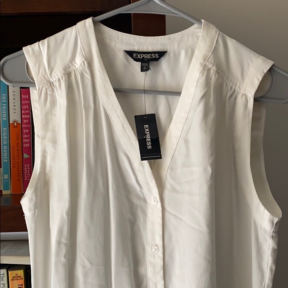 Brand new⭐️White Dress with Tags - Picture 2 of 6